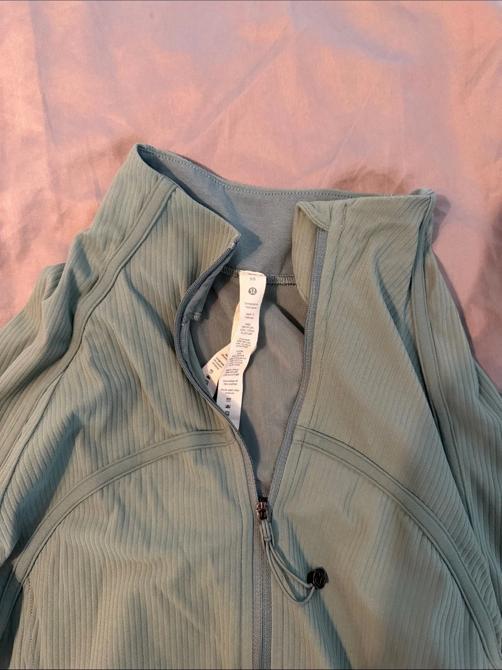 lululemon athletica Ribbed Nulu Cropped Define Jacket